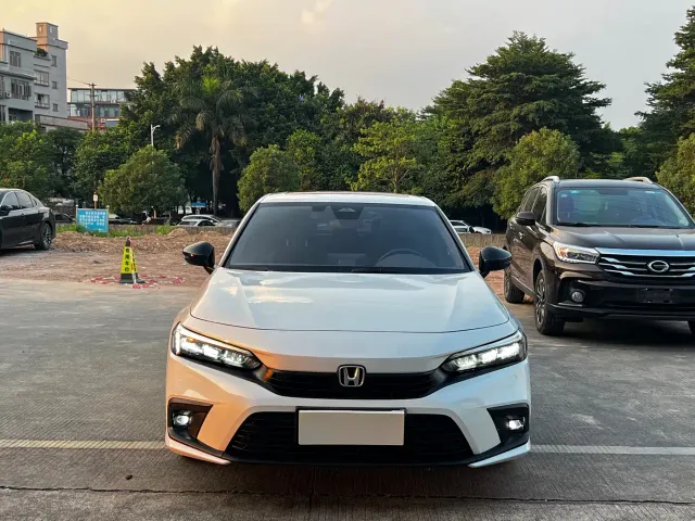 Honda Civic — Фото автомобиля 2