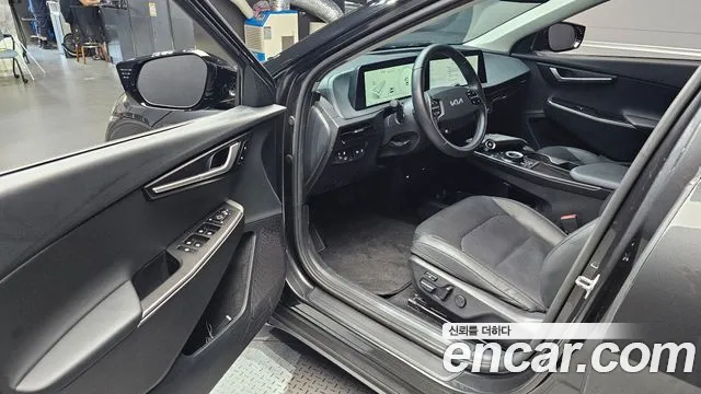 Kia EV6 — Фото автомобиля 8