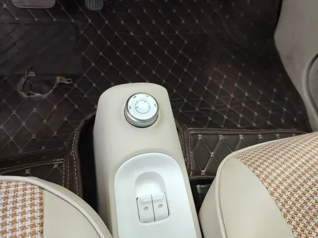 Wuling Hongguang Mini EV — Фото автомобиля 13