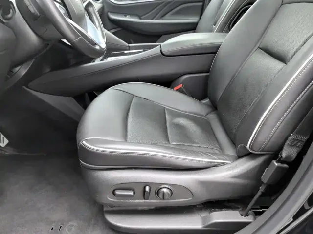 Buick Enclave — Фото автомобиля 20