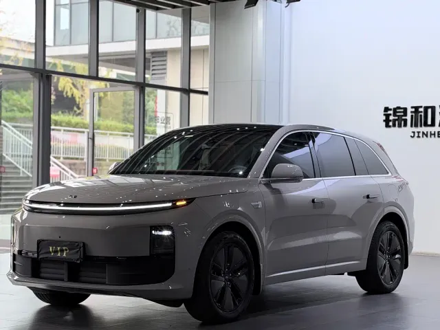 Фотография автомобиля — Li Auto L6