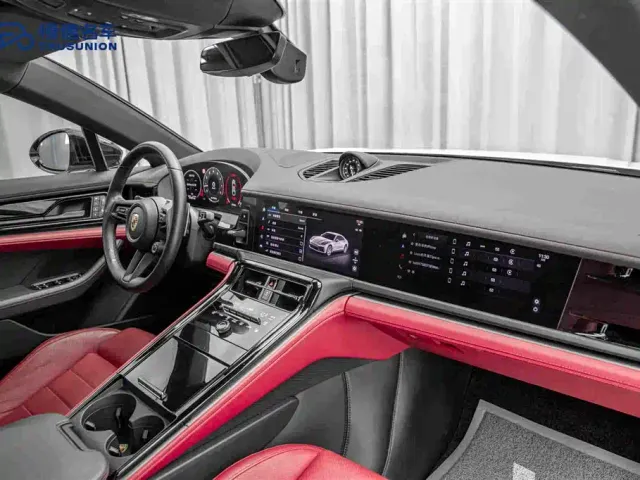 Porsche Panamera — Фото автомобиля 14