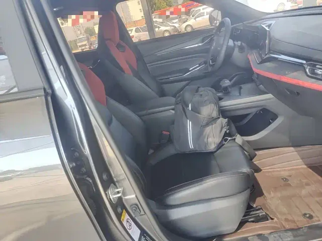 Changan X5 Plus — Фото автомобиля 24