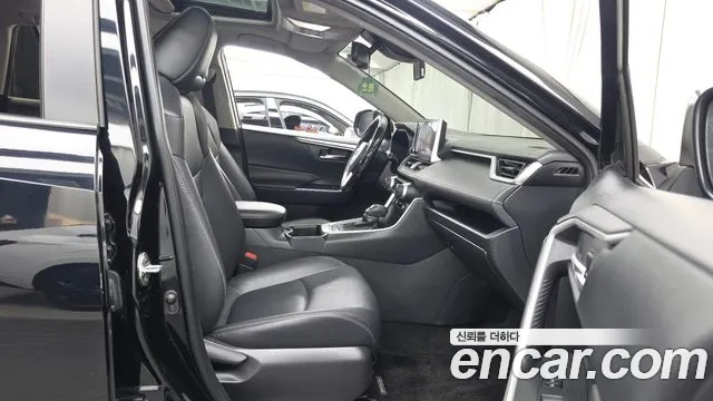 Toyota RAV4 5th Gen — Фото автомобиля 17