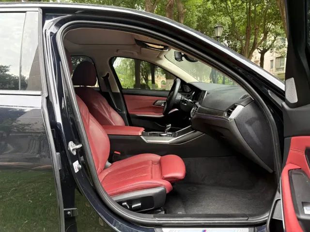 BMW 3 Series — Фото автомобиля 17