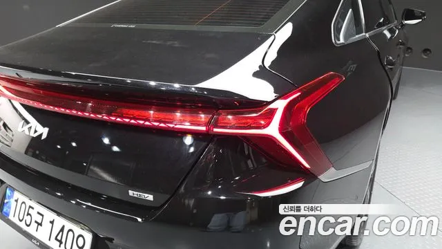 Kia K8 K8 Hybrid — Фото автомобиля 23