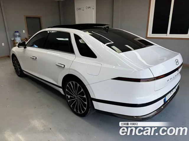 Hyundai Grandeur GN7 — Фото автомобиля 2