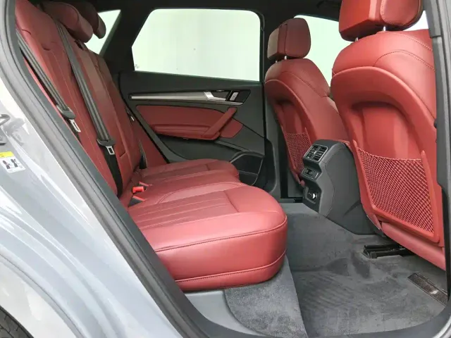 Audi Q5L — Фото автомобиля 18