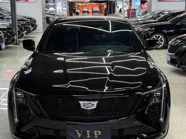 Cadillac CT5 — Фото автомобиля 2