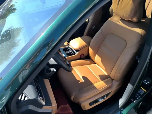 Li Auto ONE — Фото автомобиля 14