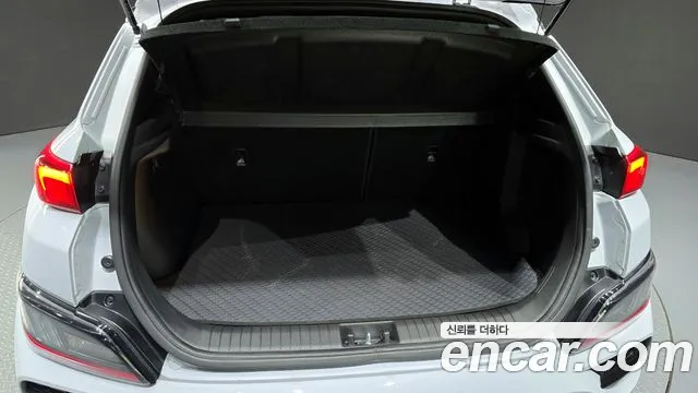 Hyundai Kona Новый Kona Бензин 2.0 2WD — Фото автомобиля 30