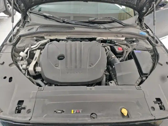 Volvo S90 — Фото автомобиля 19
