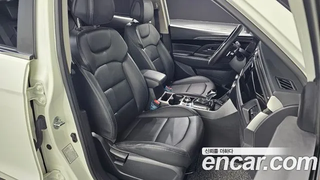 KGM Korando Beautiful — Фото автомобиля 16