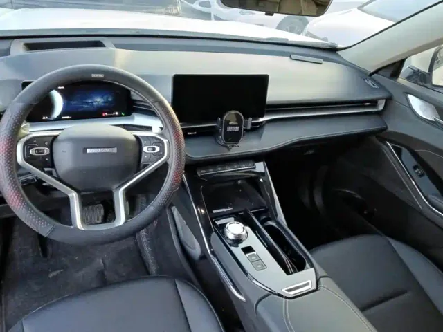 Haval H6 — Фото автомобиля 12