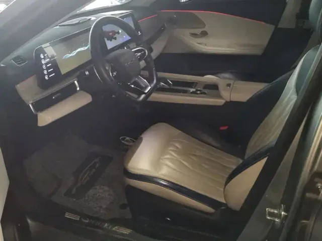 Chery Arrizo 8 — Фото автомобиля 9