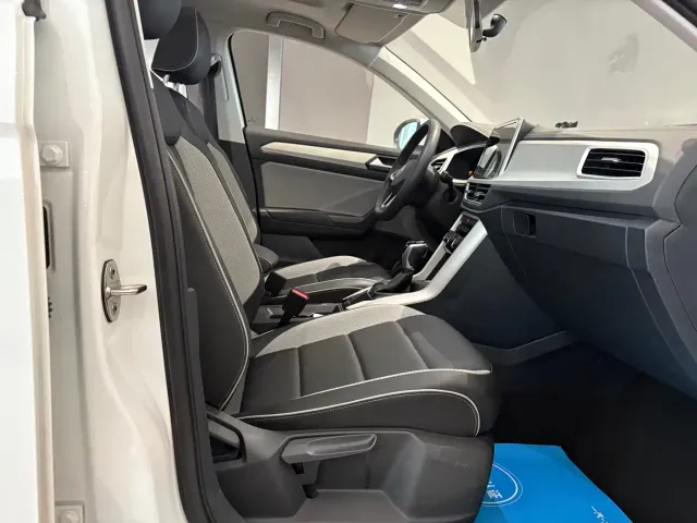 Volkswagen Volkswagen T-ROC 2024 280TSI DSG 2WD Time Edition — Фото автомобиля 14