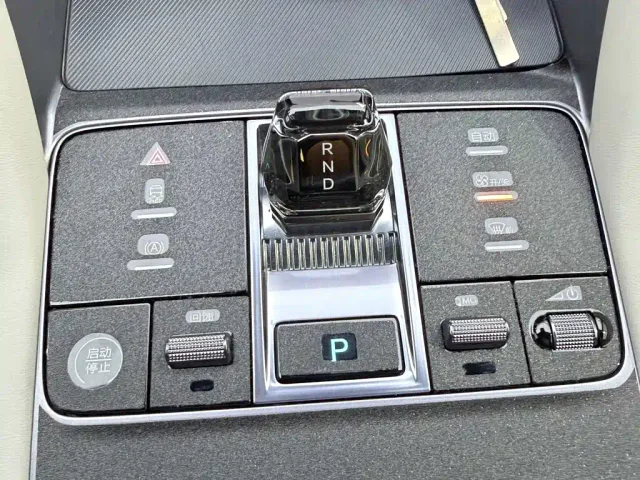 BYD Song PLUS — Фото автомобиля 12