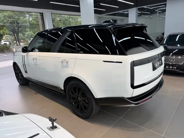Land Rover Range Rover — Фото автомобиля 5