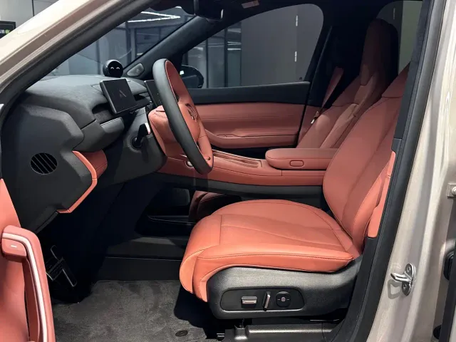 Nio EC7 — Фото автомобиля 4