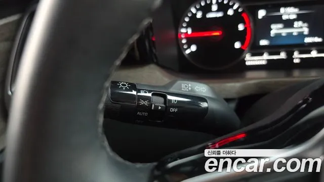 Kia Sorento Sorento 4-е поколение Дизель 2.2 2WD — Фото автомобиля 29