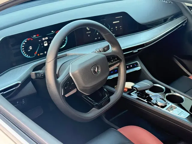 Changan Eado — Фото автомобиля 10