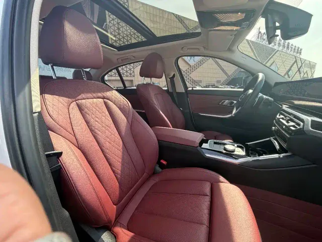 BMW 3 Series — Фото автомобиля 10