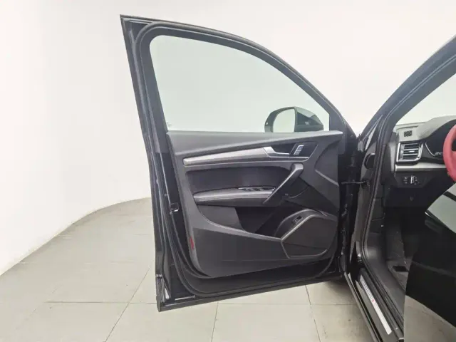 Audi Q5L — Фото автомобиля 8