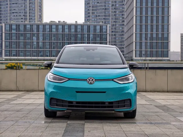 Volkswagen ID.3 — Фото автомобиля 2