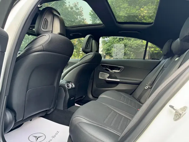 Mercedes-Benz C-Class — Фото автомобиля 11