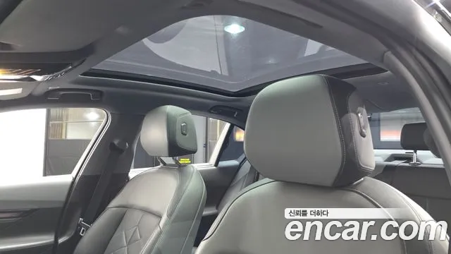 BMW i5 — Фото автомобиля 14