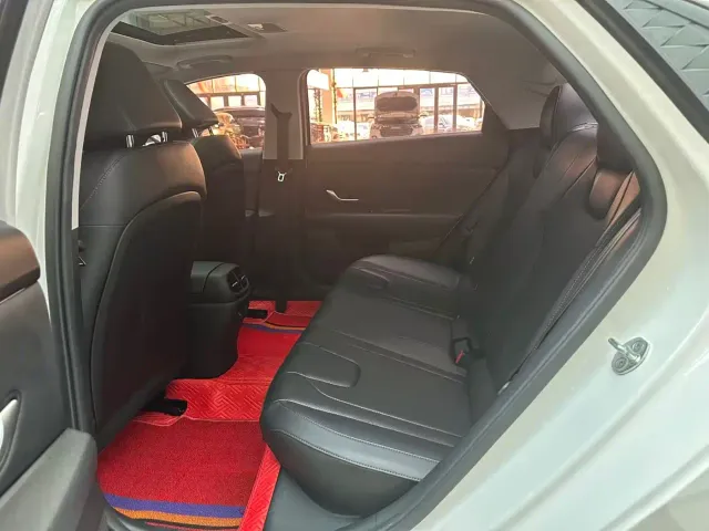 Hyundai Elantra — Фото автомобиля 12