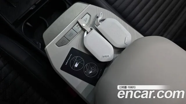 Kia EV4 — Фото автомобиля 29