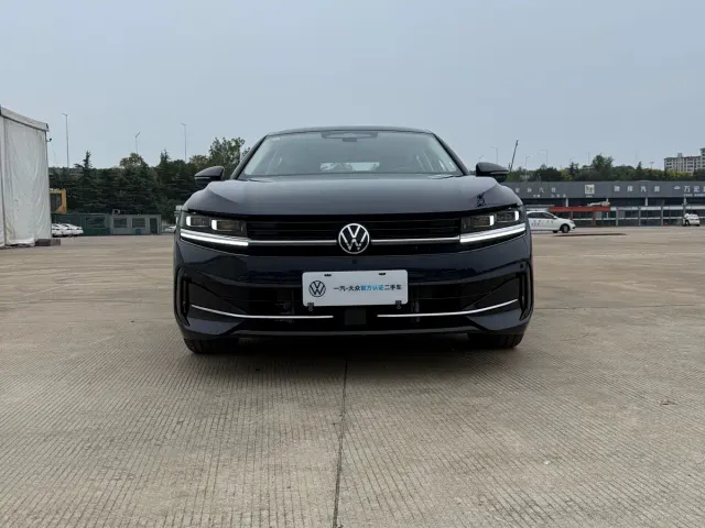Volkswagen Magotan — Фото автомобиля 2