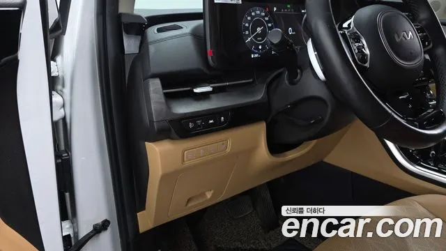 Kia Carnival 4th Gen — Фото автомобиля 13