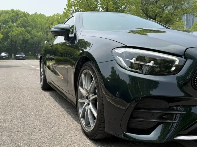 Mercedes-Benz E-Class — Фото автомобиля 15