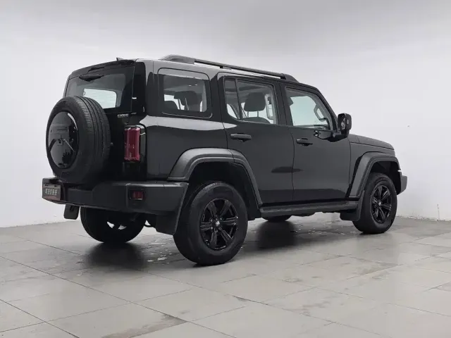 Tank Tank 300 2023 Off-Road Edition 2.0T Conqueror — Фото автомобиля 2