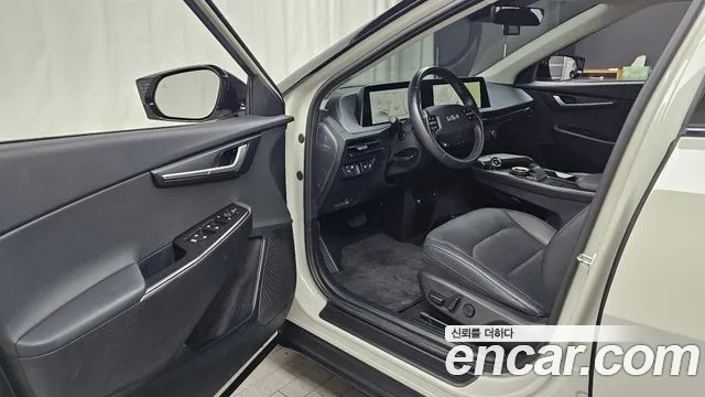 Kia EV6 — Фото автомобиля 10