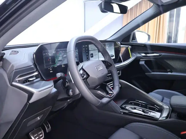 Audi Q5L — Фото автомобиля 11