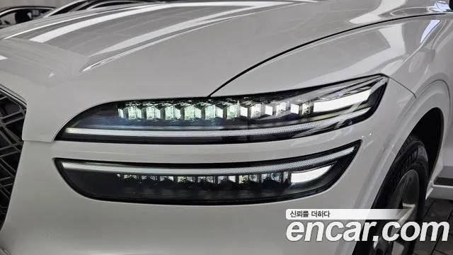 Genesis GV70 2.5T Бензин AWD — Фото автомобиля 18