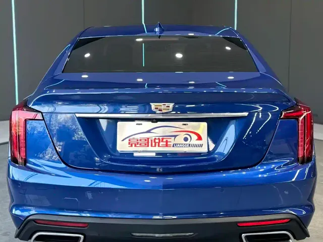 Cadillac CT5 — Фото автомобиля 7
