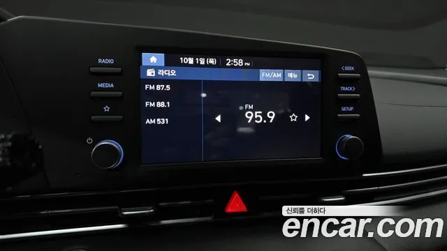 Hyundai Avante CN7 — Фото автомобиля 23