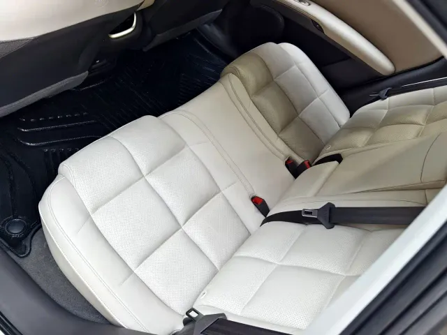 IM Motors LS6 — Фото автомобиля 9