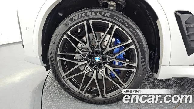 BMW X5M 4.4 Competition — Фото автомобиля 5