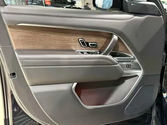 Land Rover Range Rover — Фото автомобиля 5