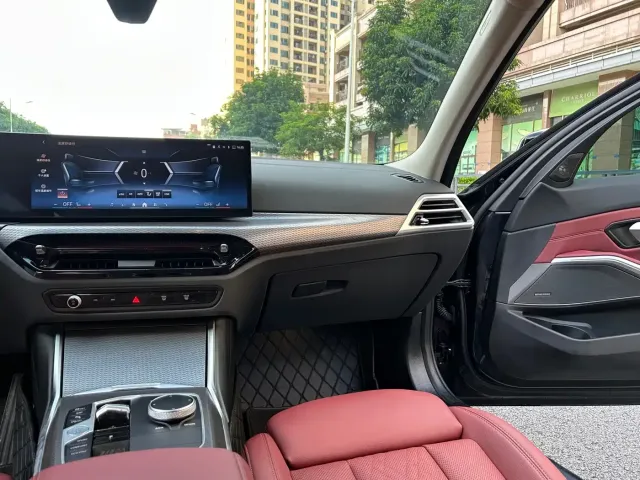 BMW 3 Series — Фото автомобиля 23
