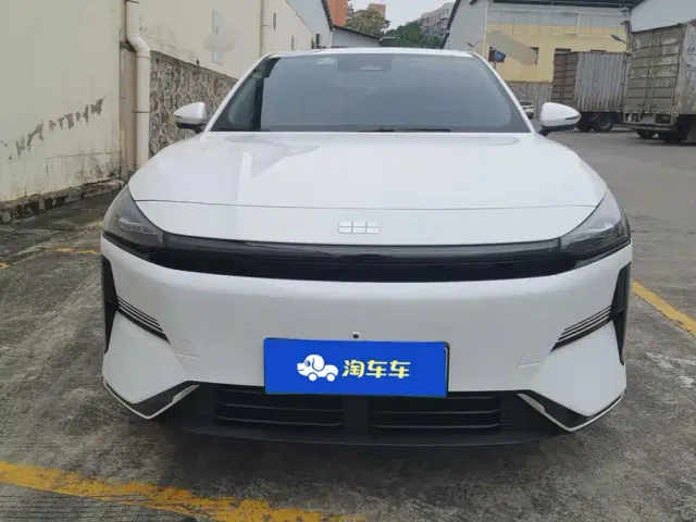 Geely Galaxy L6 — Фото автомобиля 2