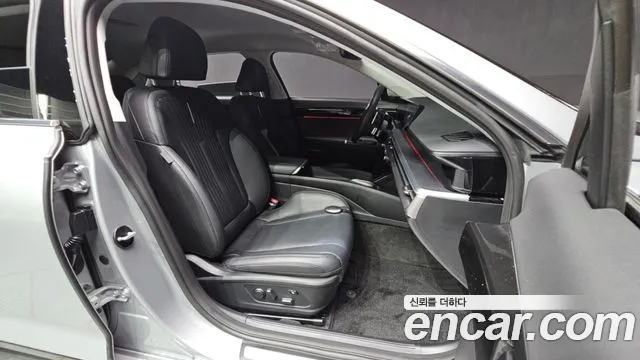 Hyundai Grandeur Grandeur (GN7) 2.5 Бензин 2WD — Фото автомобиля 5