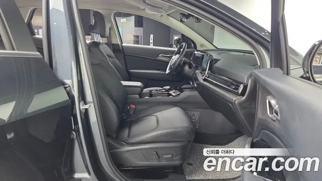 Kia Sportage Sportage 5-е поколение Бензин 1.6 турбо 2WD — Фото автомобиля 11