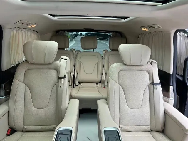 Mercedes-Benz V-Class — Фото автомобиля 9