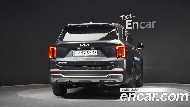 Kia Sorento — Фото автомобиля 4